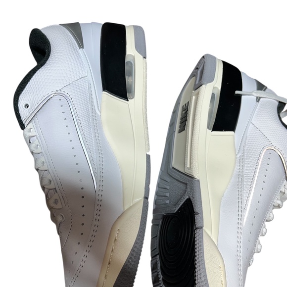 Nike Air Jordan 2/3 Men’s Shoes in White/Fire Red/Cement Gray/Sail Size-12